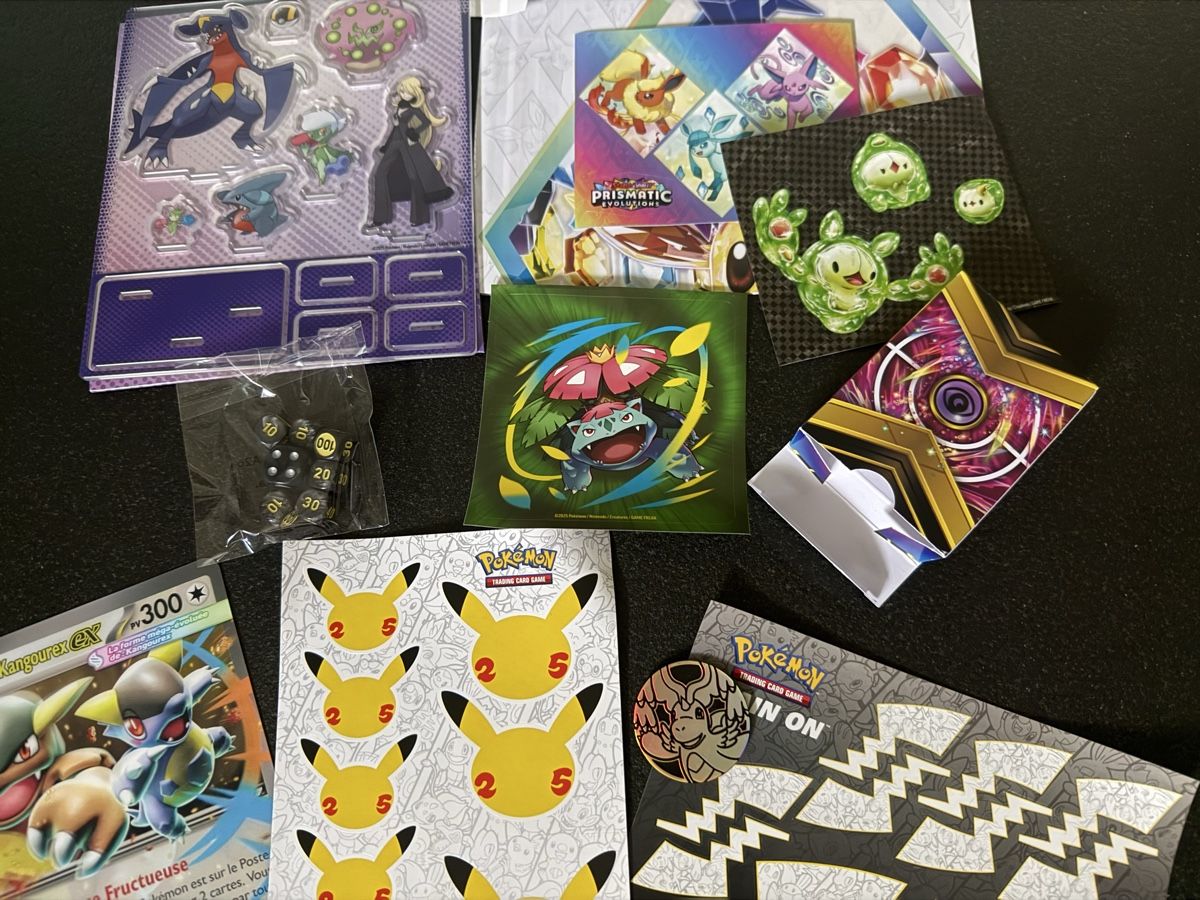 Pokémon Cartes à collectionner: Pokémon - Lot goodies – D'occasion à Uvrier par sauma85 1