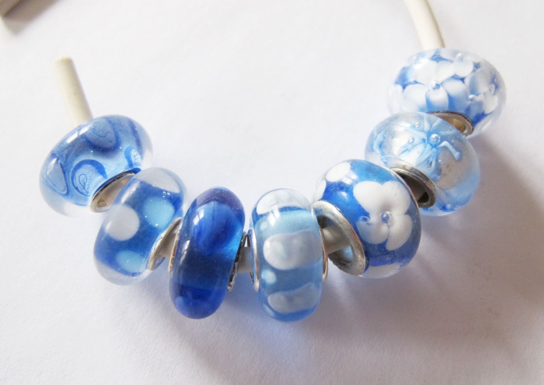 Ciondoli: 7 Stk. Perlen Beads European Beads – Nuovo (secondo la descrizione) da Schwanden GL venduto da UHRKNALL