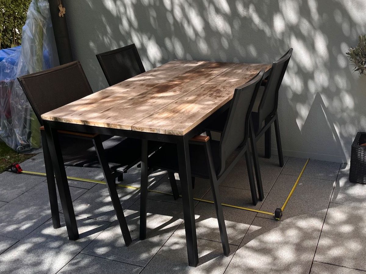 Micasa Tavoli: Gartentisch Holz / Metall (OHNE Stühle) – Usato da Bern venduto da TamaraF79 1