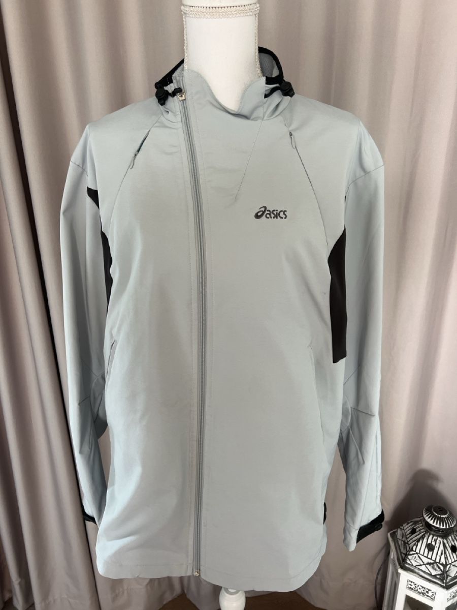 Asics Jacken: Asics Damen Jacke Grösse XL  – Gebraucht aus Uetikon am See von Sarahm76
