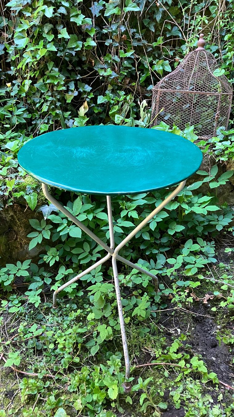 Tavoli: Table de jardin Garden Tisch ronde – Usato da St-Cierges venduto da LeRegain 8