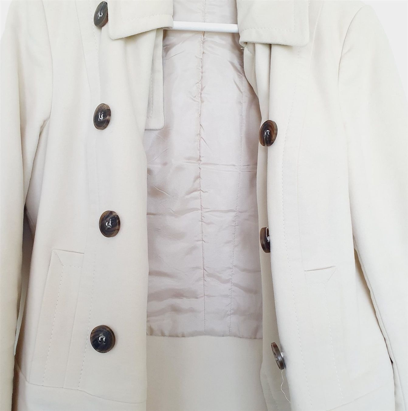 Esprit Giacche: Esprit Bikerjacke creme, Gr. 40 – Nuovo (secondo la descrizione) da Untersiggenthal venduto da Eulea 2