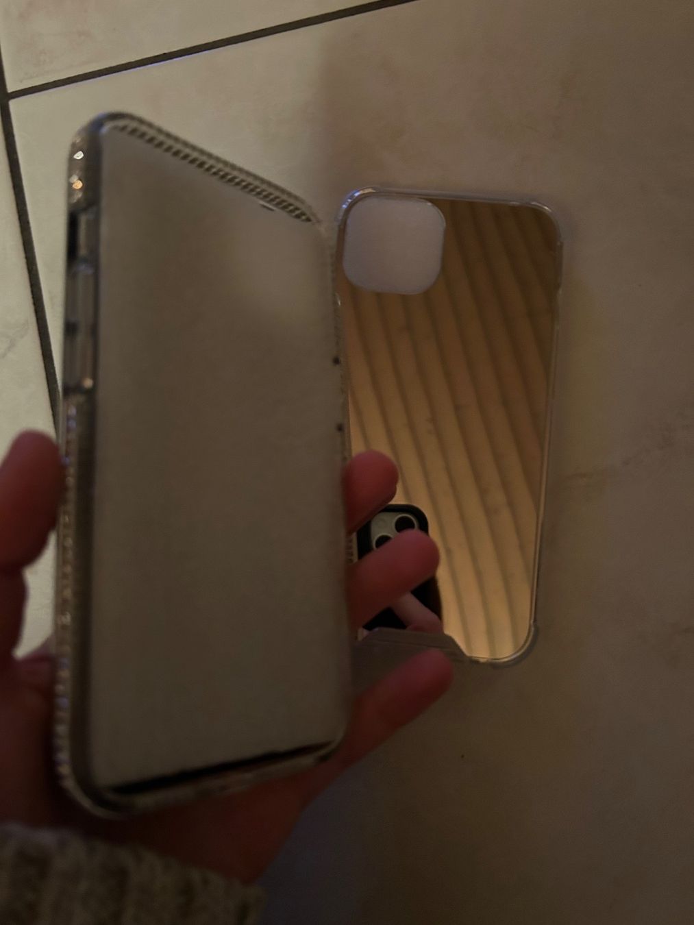 Apple Cover & Protezioni schermo: Iphone 14 Handyhülle Silikon, silber, 2 Stk. – Nuovo e nell'imballaggio originale da Hallwil venduto da Zoeizy 4