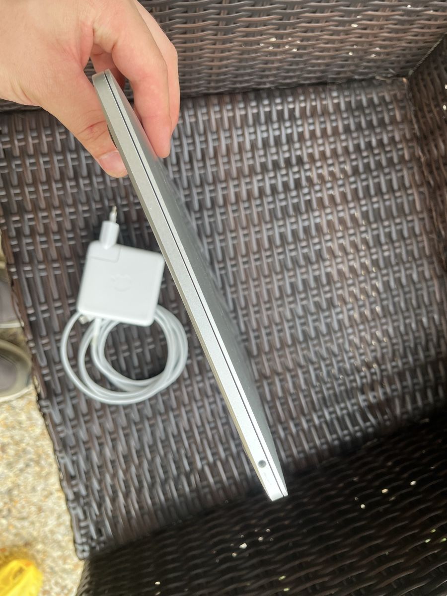 Apple Notebook: MacBook Pro 2,3 GHz Intel Core i5 8GB RAM 500GB – Usato da Genève venduto da Beyond-Time-Geneve 5