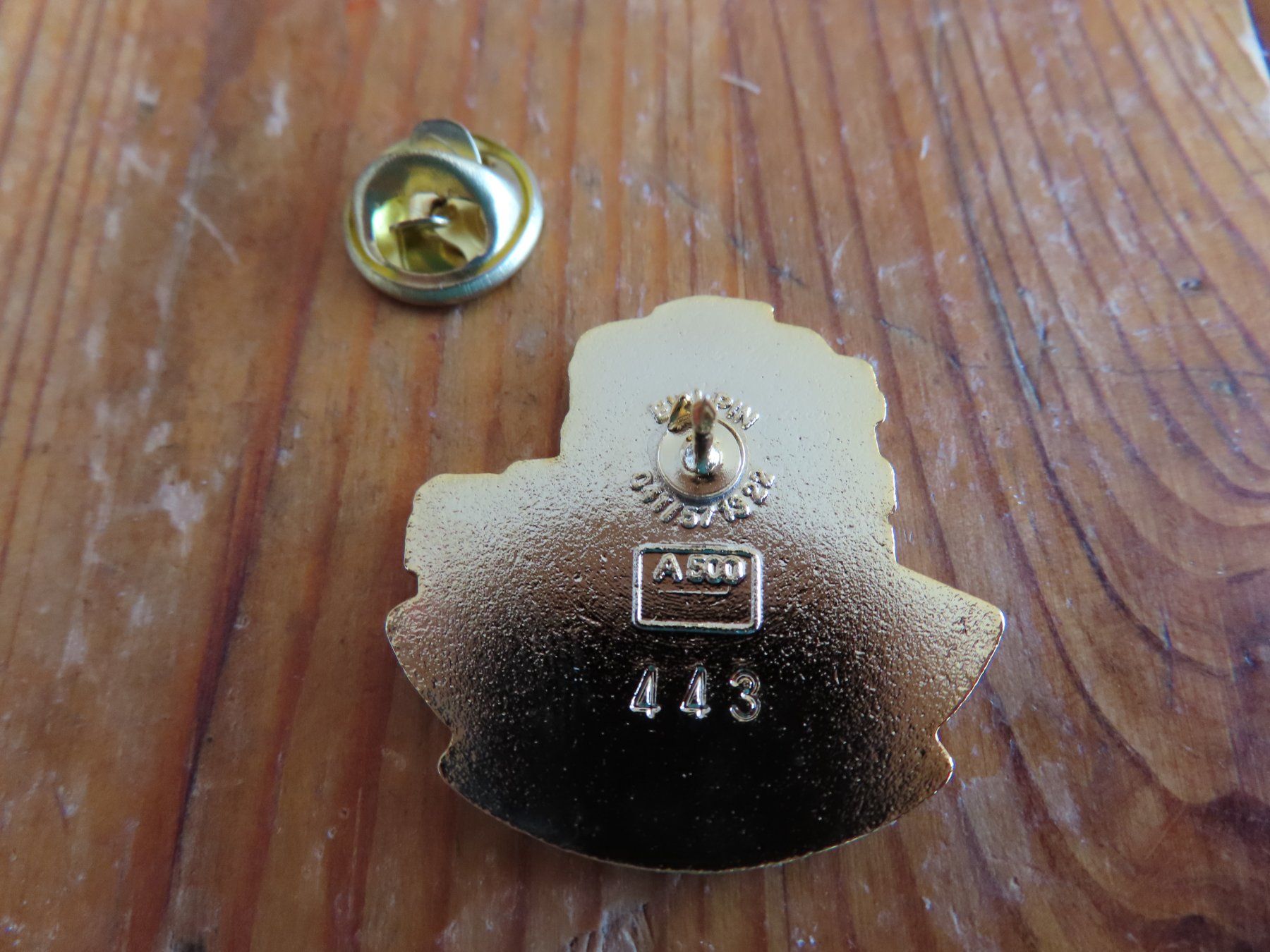 Saurer Placchette & Badge: 2 Pins Saurer Neuwertig – Usato da Egerkingen venduto da 190-48Turbostar 3