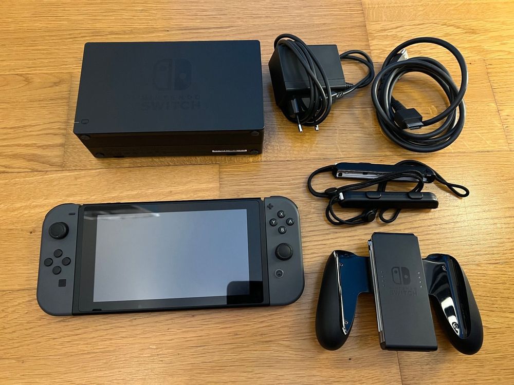 Nintendo Switch Konsole + Zubehör Kaufen auf Ricardo