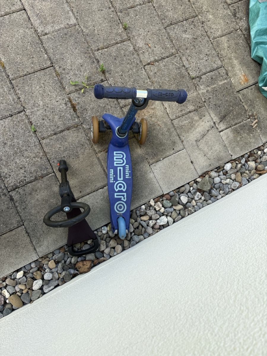 Micro Kickboard: Mini Micro Roller blau mit Griff für Kleinkinder gebraucht – Usato da Schaffhausen venduto da Falkenbier 2