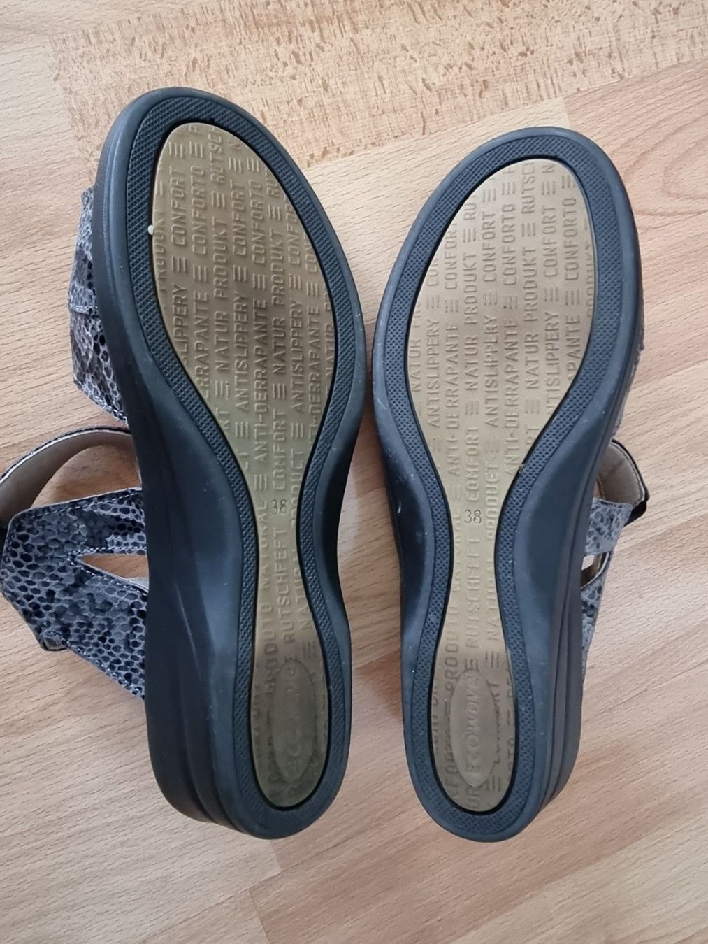 Scarpe da donna: Sandalen Damen – Usato da Schaffhausen venduto da Nadia1111 3