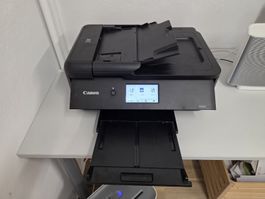 Canon Pixma Tintenstrahl Drucker mit Zubehoer, neuwertig