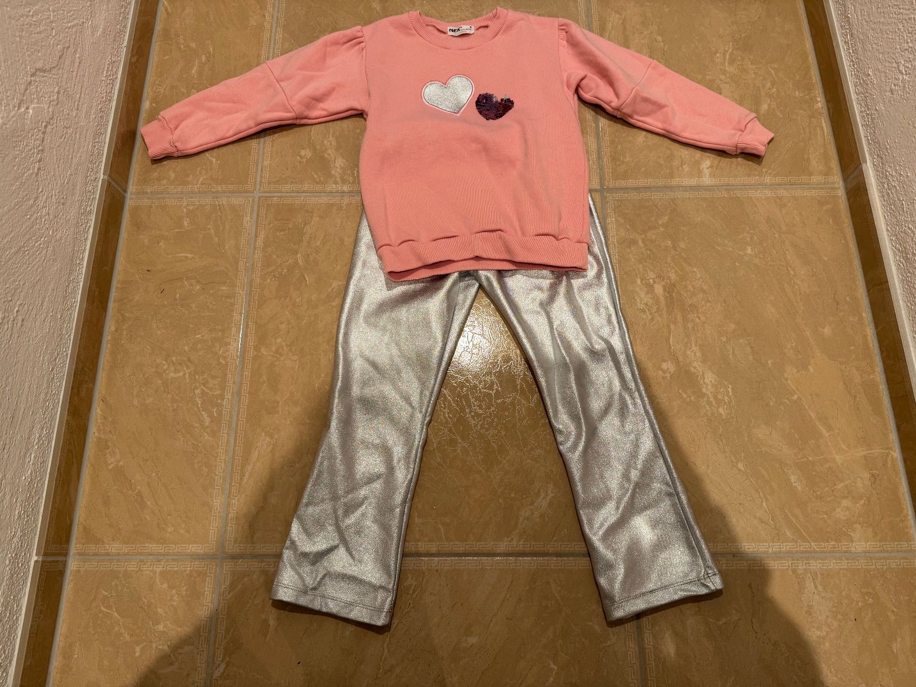 Lotti & Set di vestiti: NEK NWT Set, 6J 116 – Nuovo (secondo la descrizione) da Klingnau venduto da Markus14