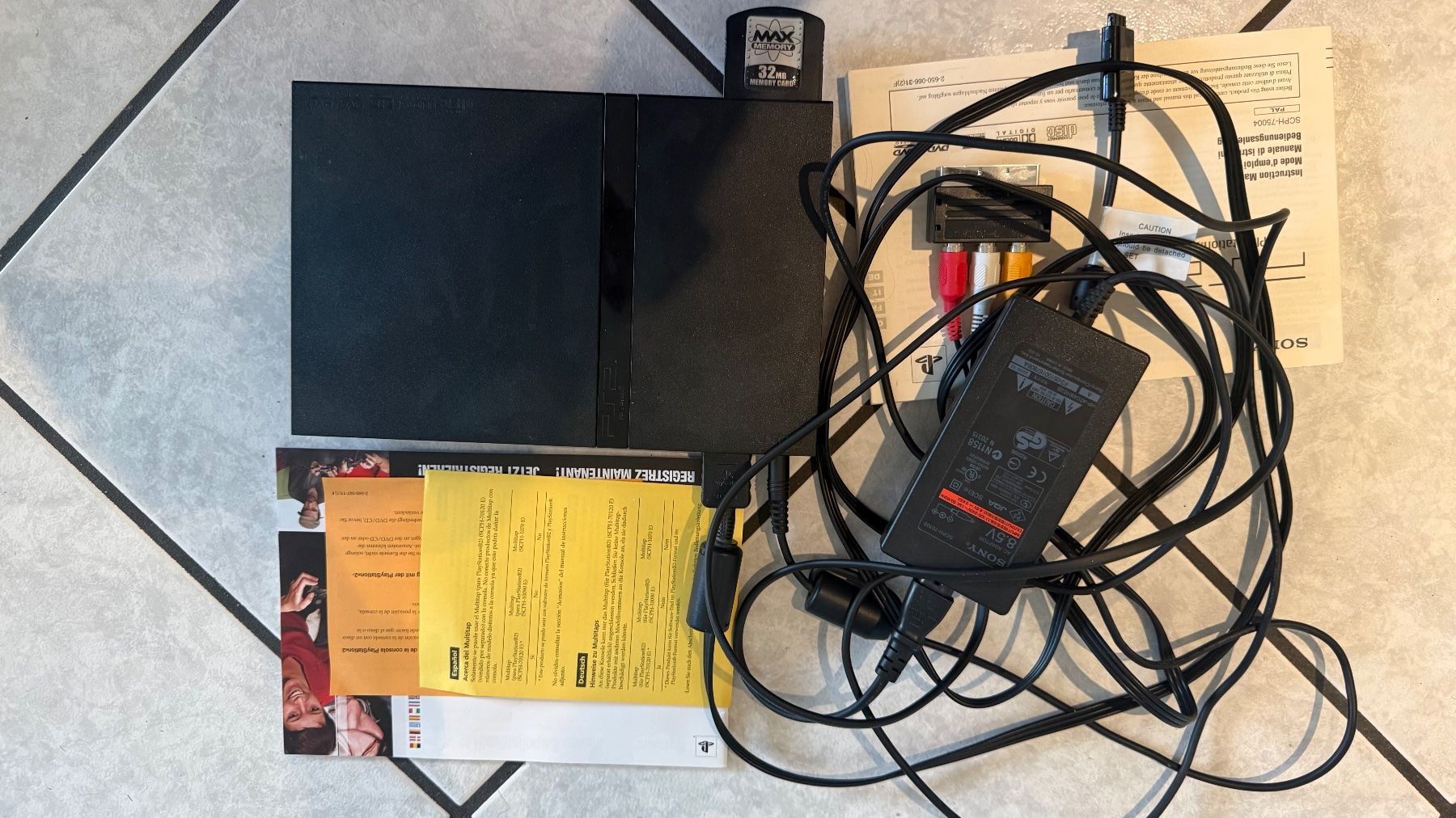 Sony Console: Sony PlayStation 2 Slim – Usato da Monte Carasso venduto da Ely67 1