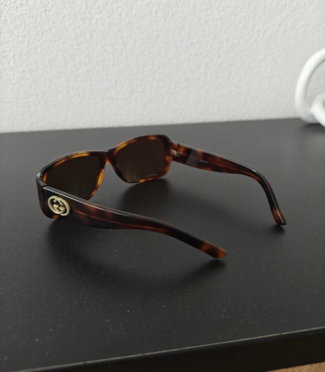 Gucci Brillen & Gläser: Original Gucci Sonnenbrille – Gebraucht aus Luzern von DijMark 4