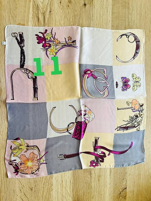 Foulard & Sciarpe: Print Seidentuch – Nuovo e nell'imballaggio originale da Jona venduto da ron_b8wq 4