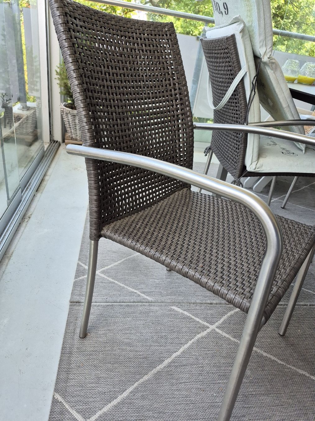 Tavoli: Tisch mit 4 Stühlen – Usato da Oftringen venduto da Suti5 3