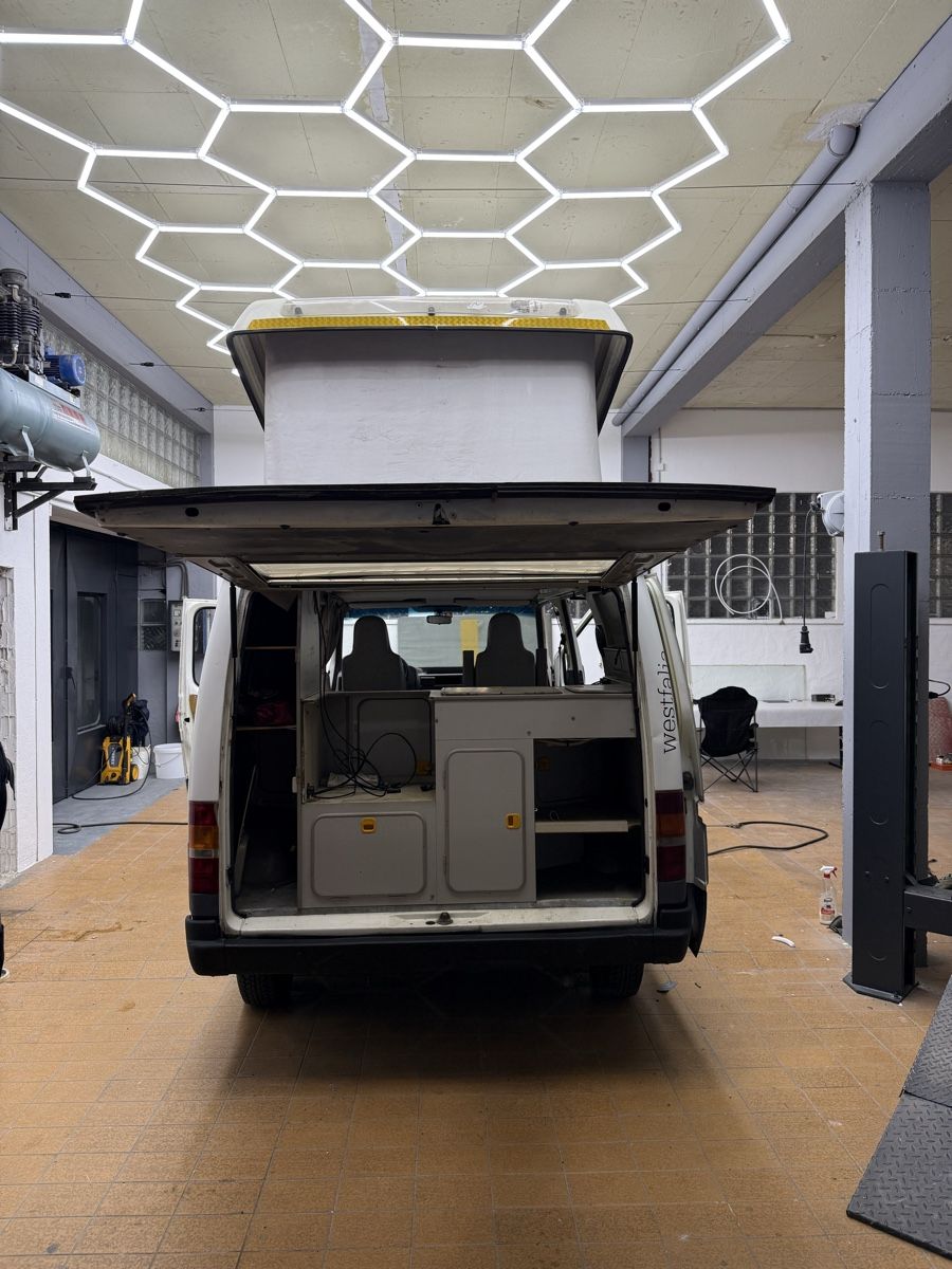 Ford Veicoli da campeggio: FORD Transit WESTFALIA – Usato da Bellinzona venduto da giu_nhq8 7