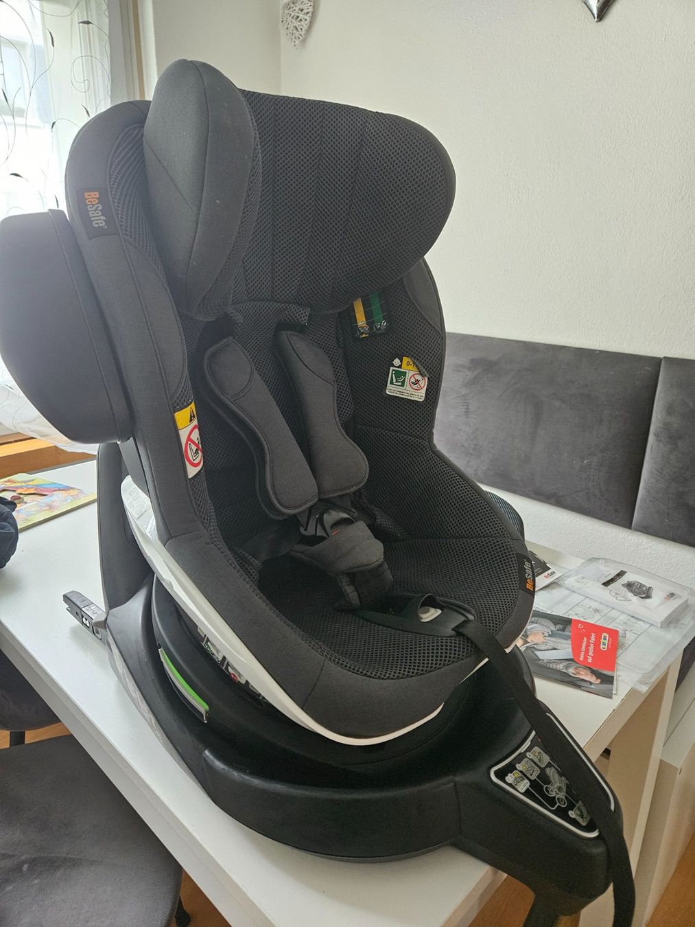 Seggiolini per auto: BeSafe iZi Turn Kindersitz – Usato da Schaffhausen venduto da sim_6ljl