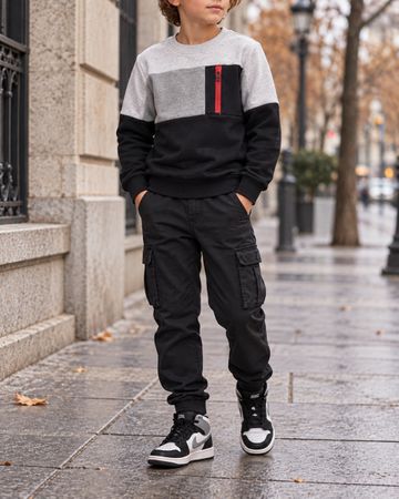 SWEAT-SHIRT ENFANT GRIS ET NOIR