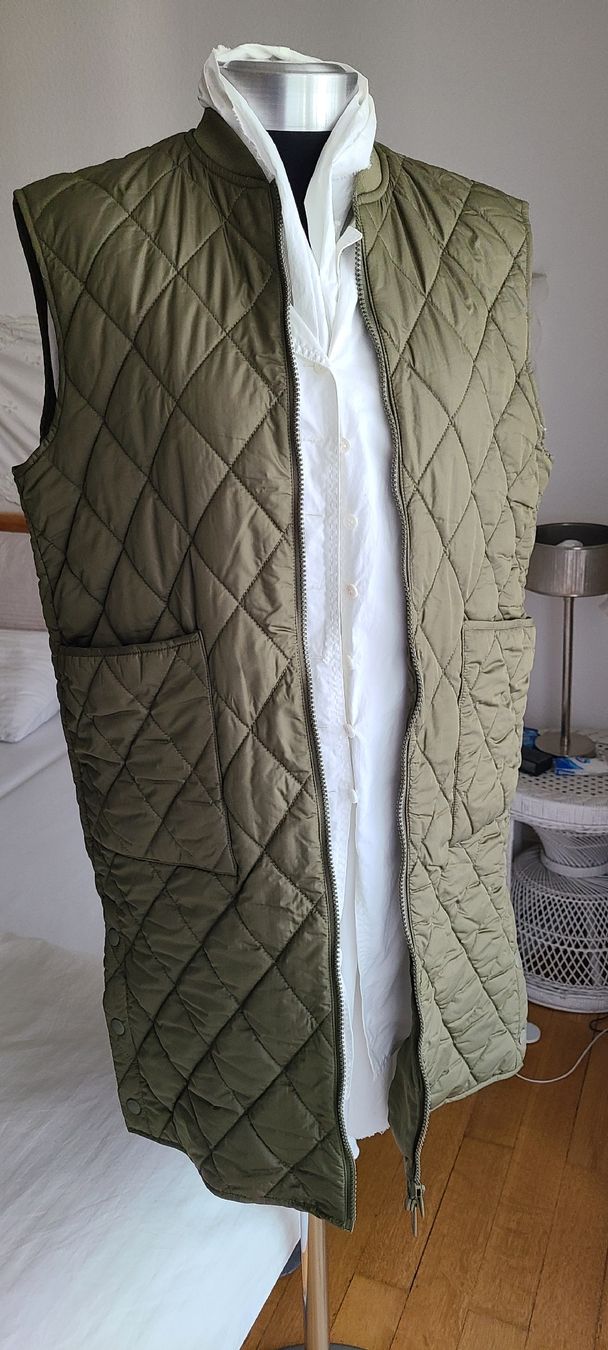 Gilet & Giacche senza maniche: Langes Gilet, Gr 36 – Usato da Basel venduto da Luzora