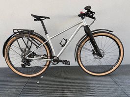 Specialized Chisel (Size M)