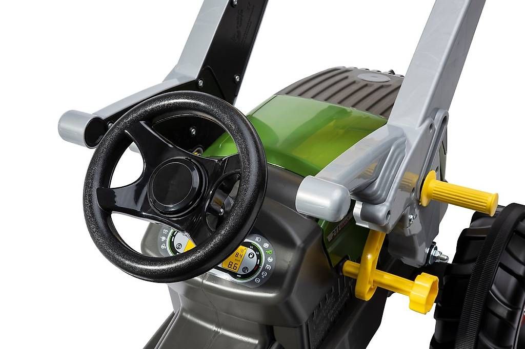 Trattori: Fendt 211 Vario mit Frontlader – Usato da Benzenschwil venduto da rubachCH 3
