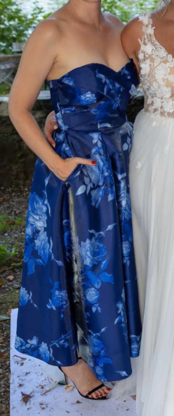 Vestiti: Kleid Cocktailkleid Abendkleid  – Usato da Zürich venduto da gin_hr8z 2