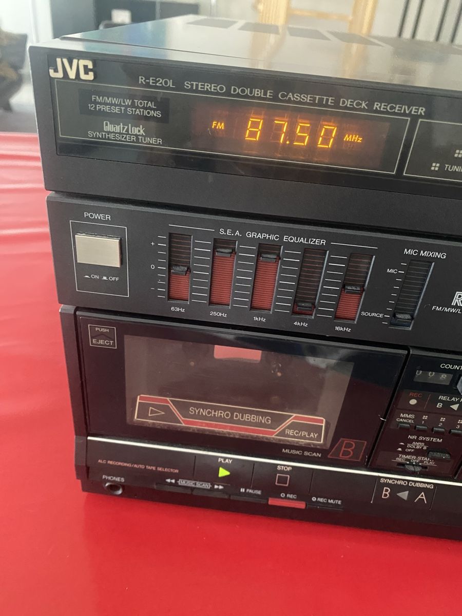 JVC Multimediaplayer & Streamer: JVC R-E20L Doppel Cassette Deck Receiver – Gebraucht aus Luzern von Harikan 5