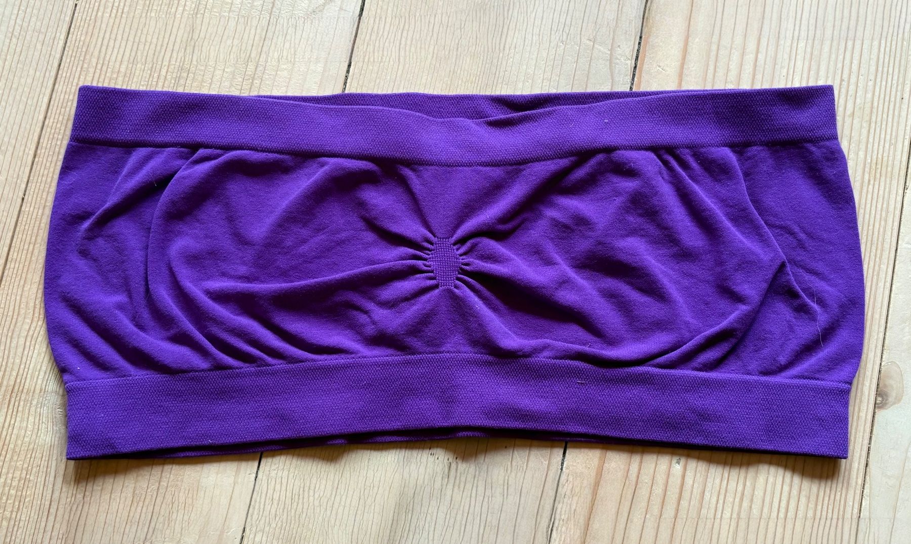 Autres dessous: Bandeau/BH dunkles violett,satte/intensive Farbe,Gr.S – D'occasion à Siblingen par Vany_McDougall