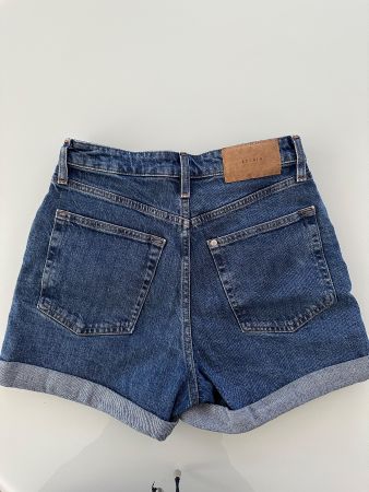 H&M High waist Mom shorts, 36