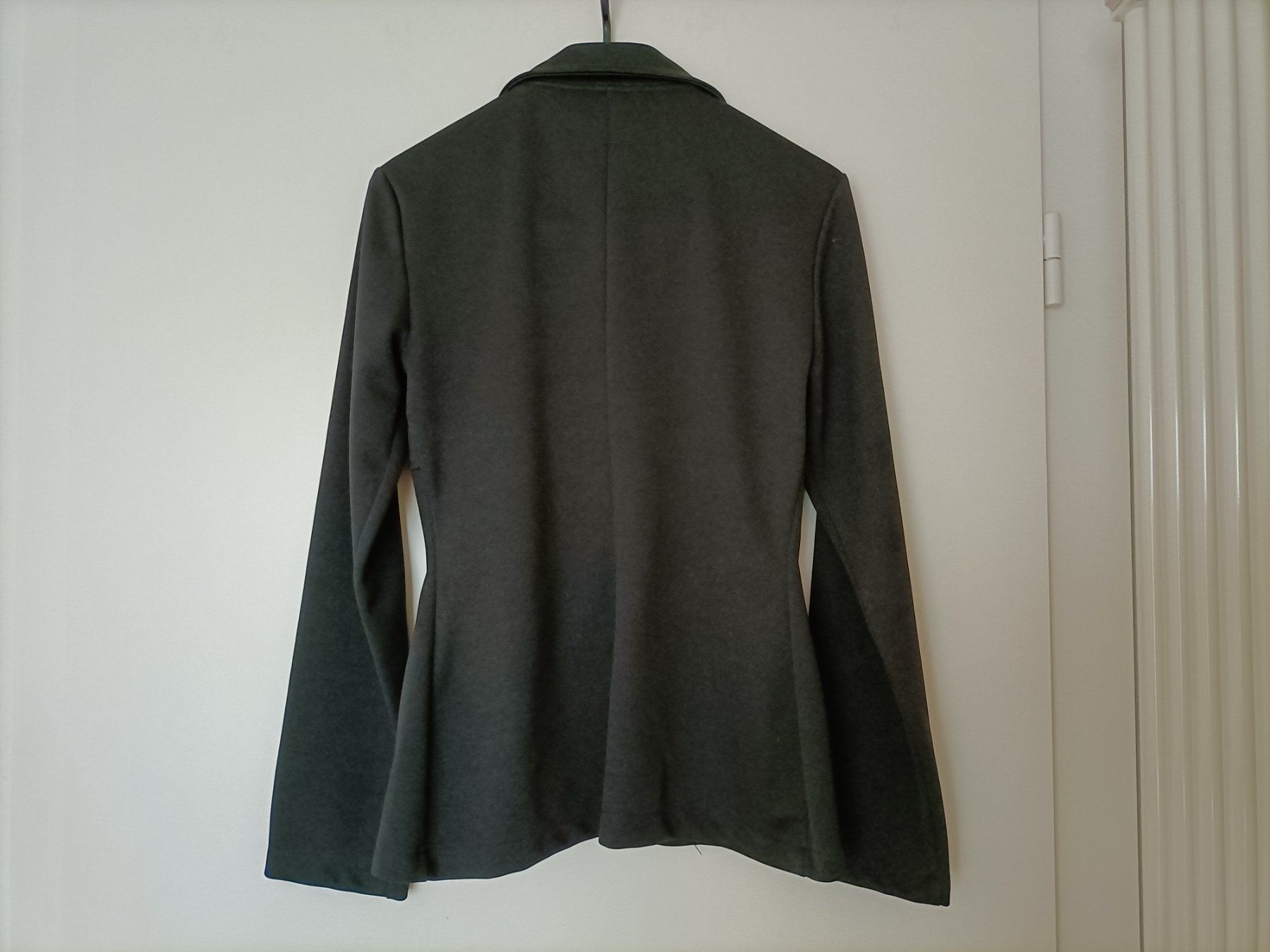 Jacken: Schwarzer Blazer in Grösse XS, NEU! – Neu (gemäss Beschreibung) aus Wil SG von MissMillie71 1