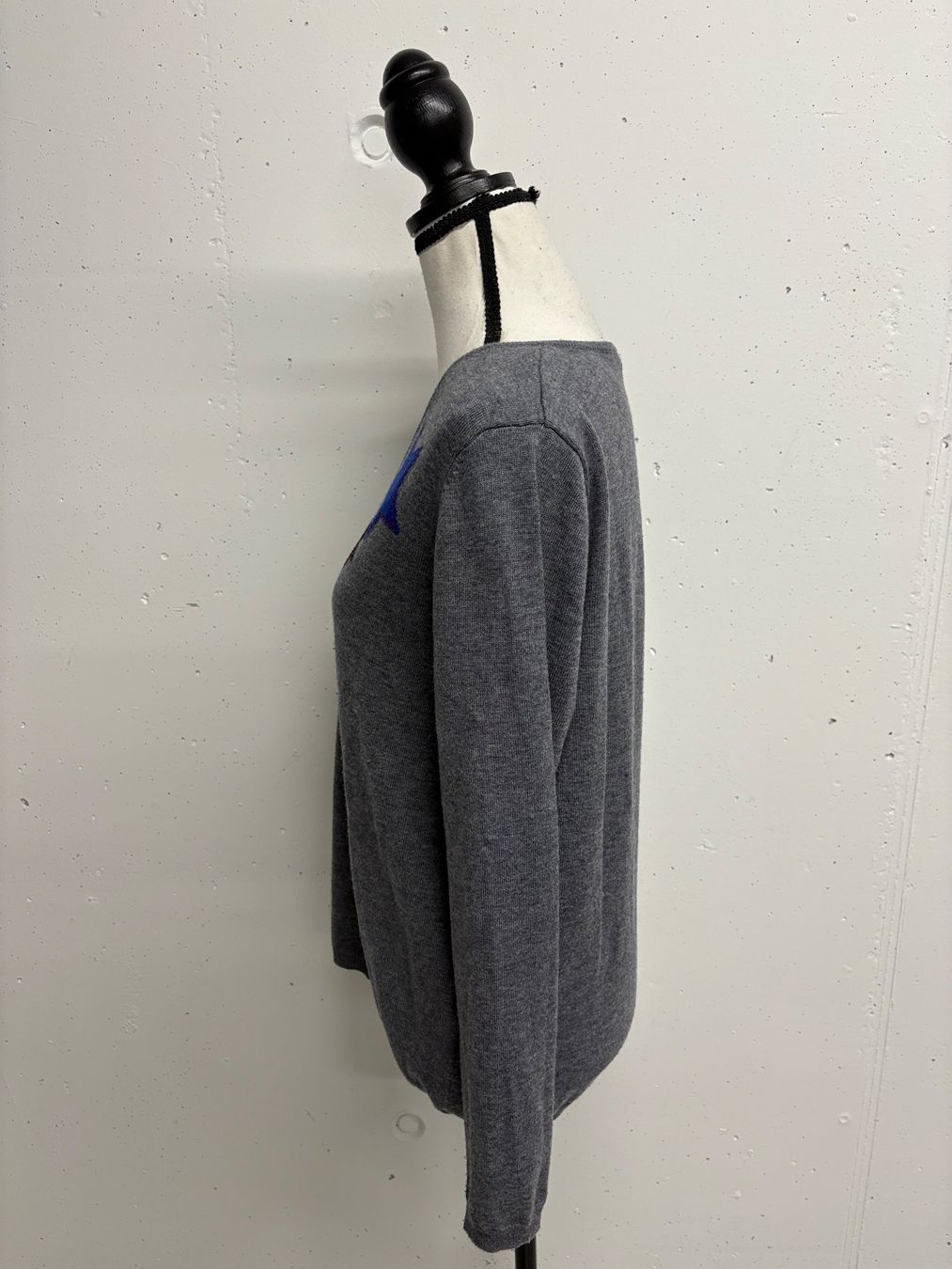 Maglioni & Felpe: Leo&Ugo Pullover mit Motiv Gr. 40 grau Wolle Strass – Usato da Regensdorf venduto da secondchancefashion 3