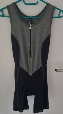 Assos Radhose Kurz schwarz grau neuwertiger Zustand M
