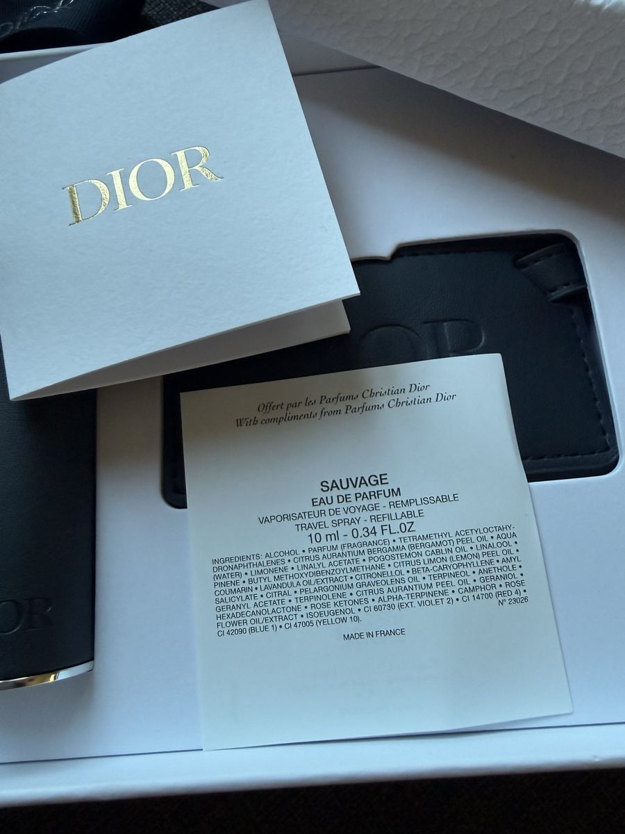 Dior Parfum & Eau de Toilette: Dior Sauvage Travel Set – Neu und originalverpackt aus Luzern von sas_r89l 4