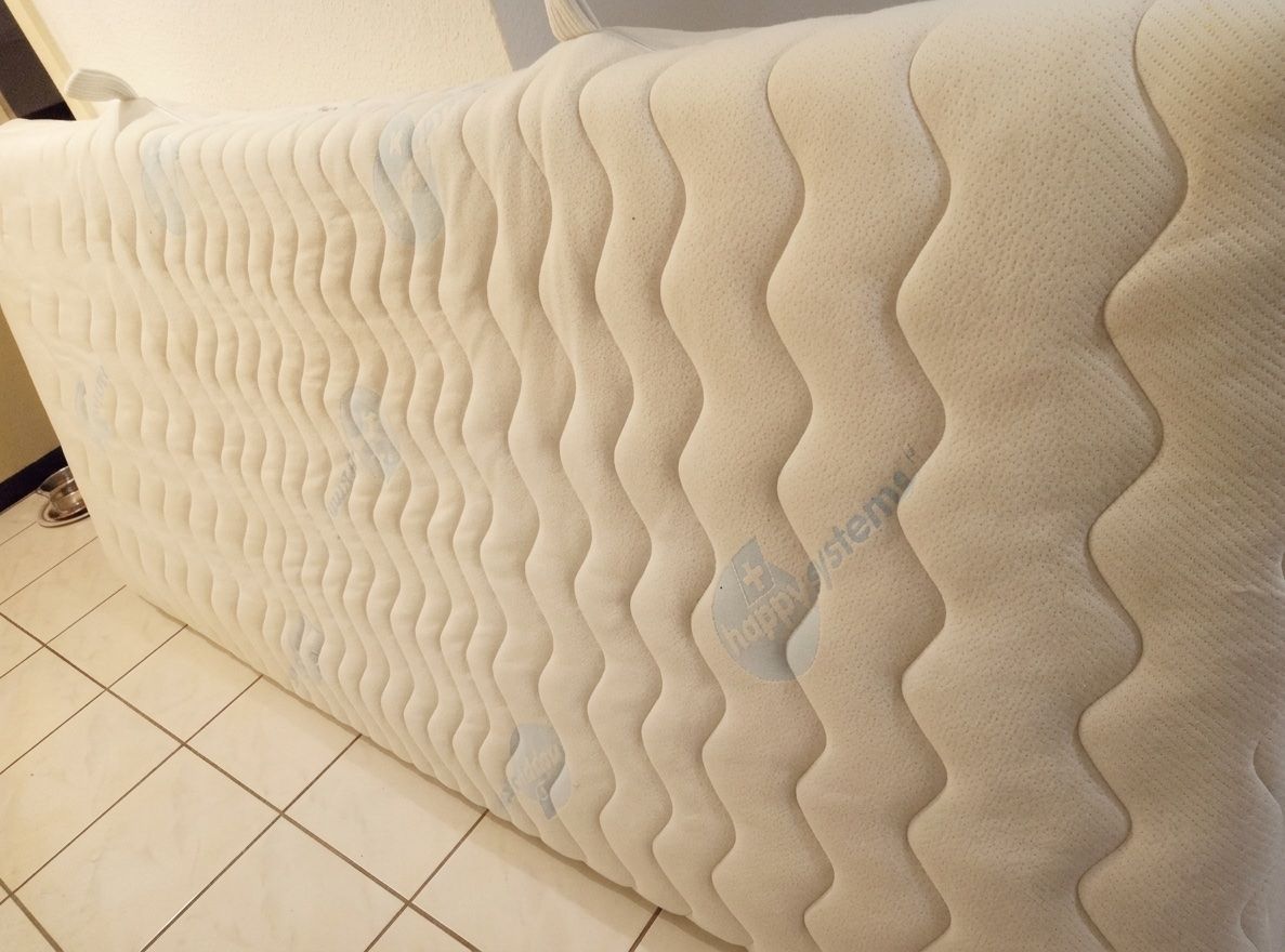 Matratzen: Matelas 200x85 – Gebraucht aus Bienne von Daniel_Schader 1