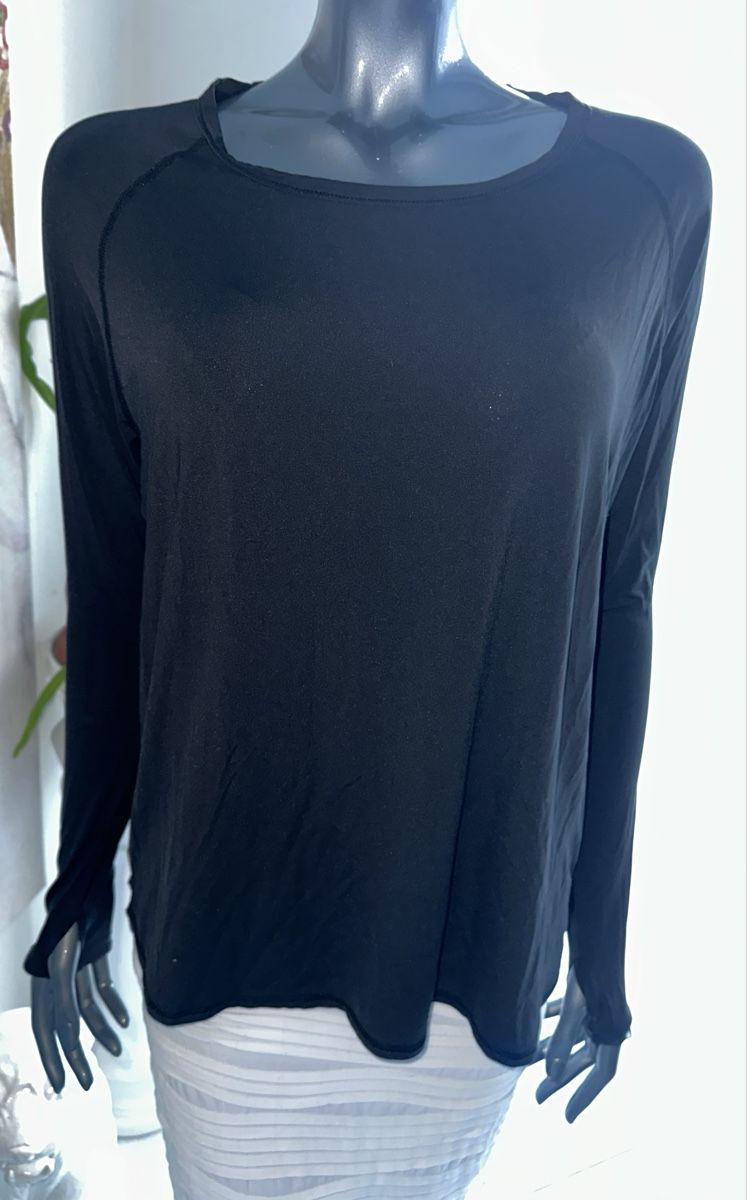 T-Shirts: ALALA SHIRT GR. M neuwertig – Neu (gemäss Beschreibung) aus Unteraegeri von MH203 1