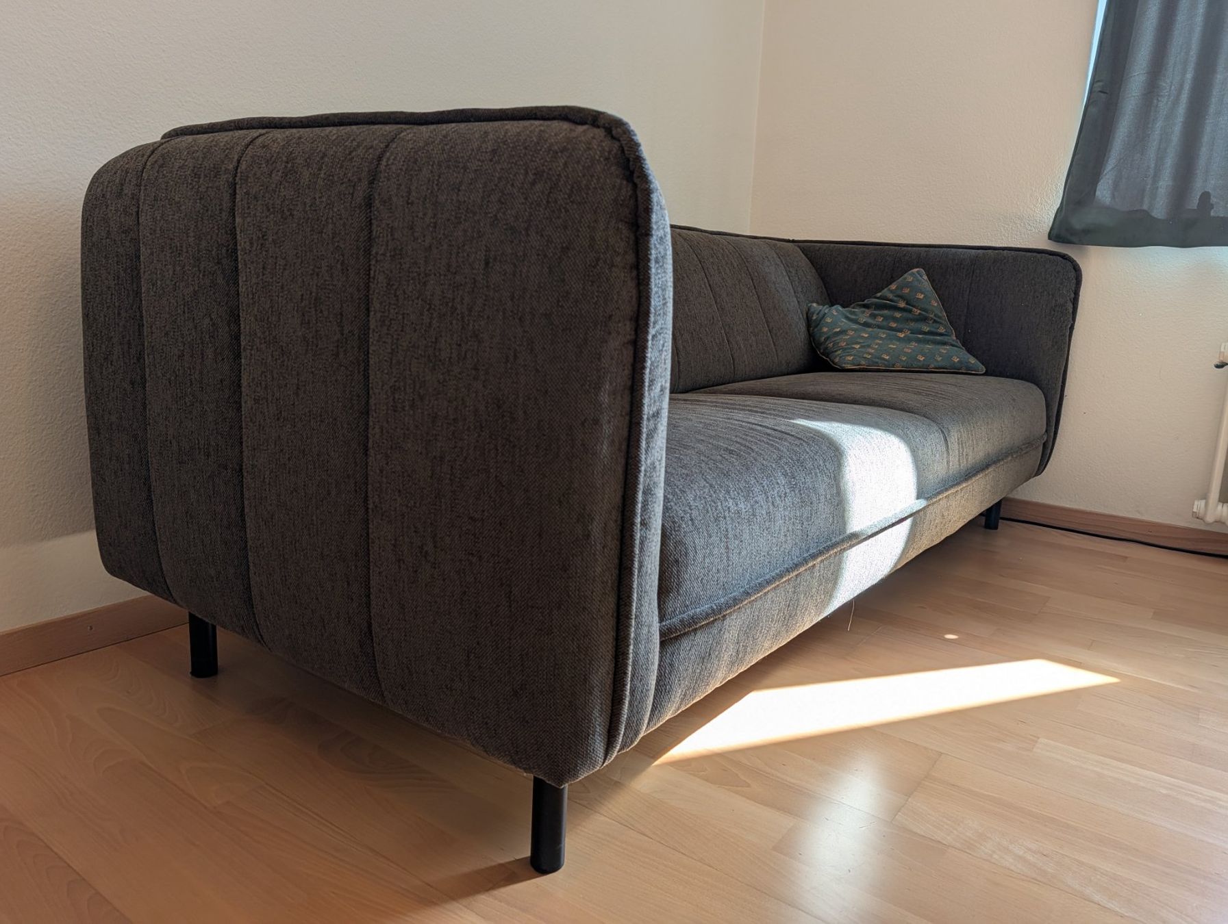 Sofas: Sofa dunkelgrau strukturiert – D'occasion à Winterthur par pukalized 3