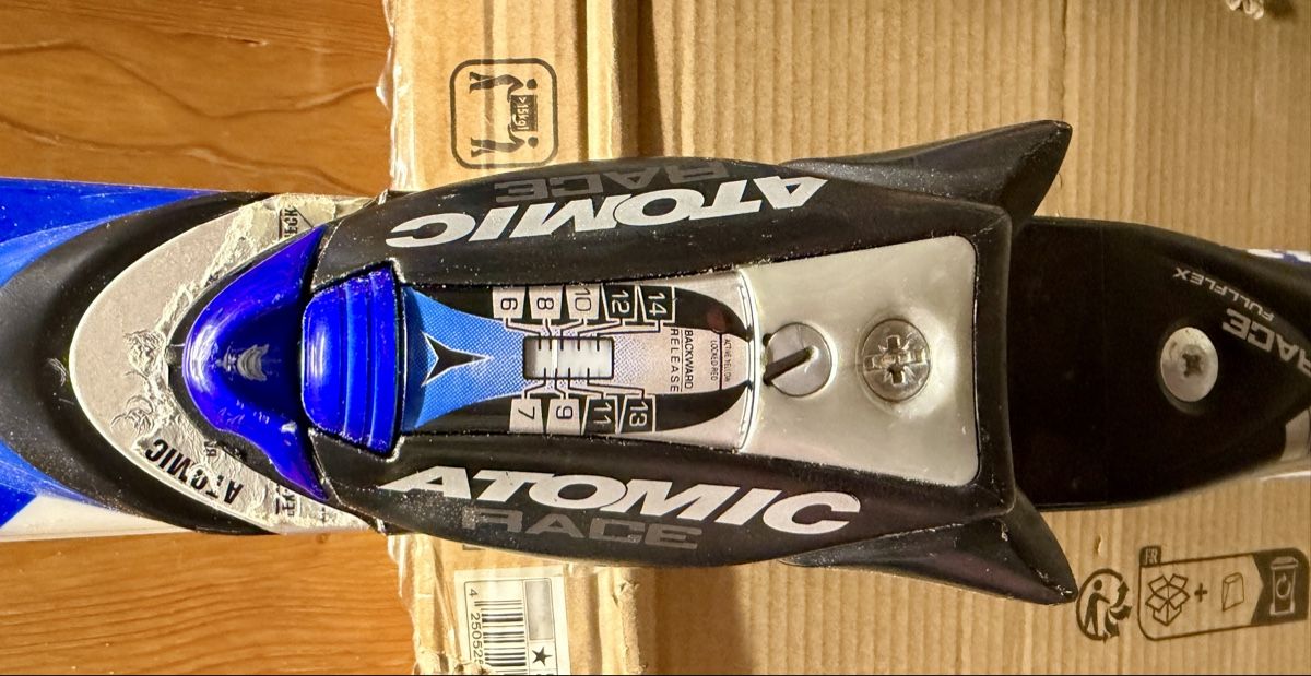 Atomic Sci: Atomic Ski LTI, 183cm, Race Fullflex, Top Zustand! – Nuovo (secondo la descrizione) da Engelburg venduto da Annis_Crew 2