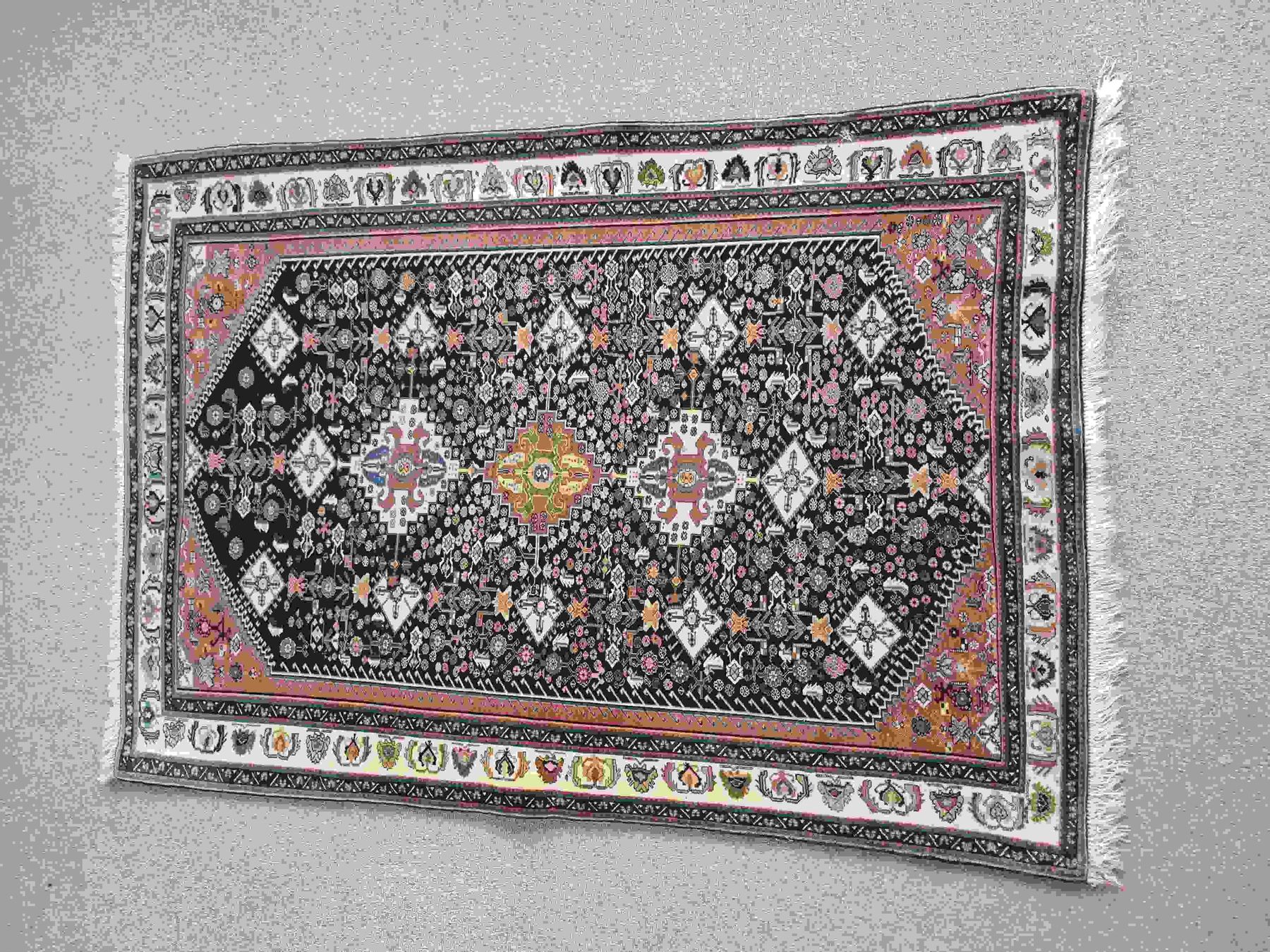 Teppiche: Handgepfnüpfter persischer Teppich 149x105cm – Gebraucht aus St. Gallenkappel von Kevinofski