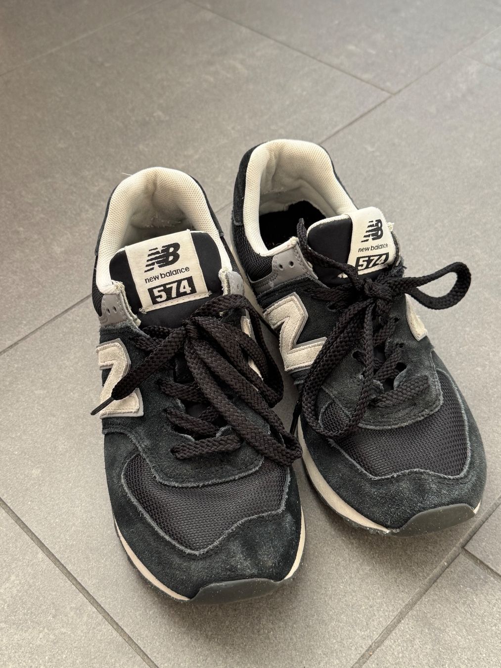 New Balance Herrenschuhe: New Balance 574 Schwarz  Gr.40.5 – Neu (gemäss Beschreibung) aus Würenlingen von feuerhake