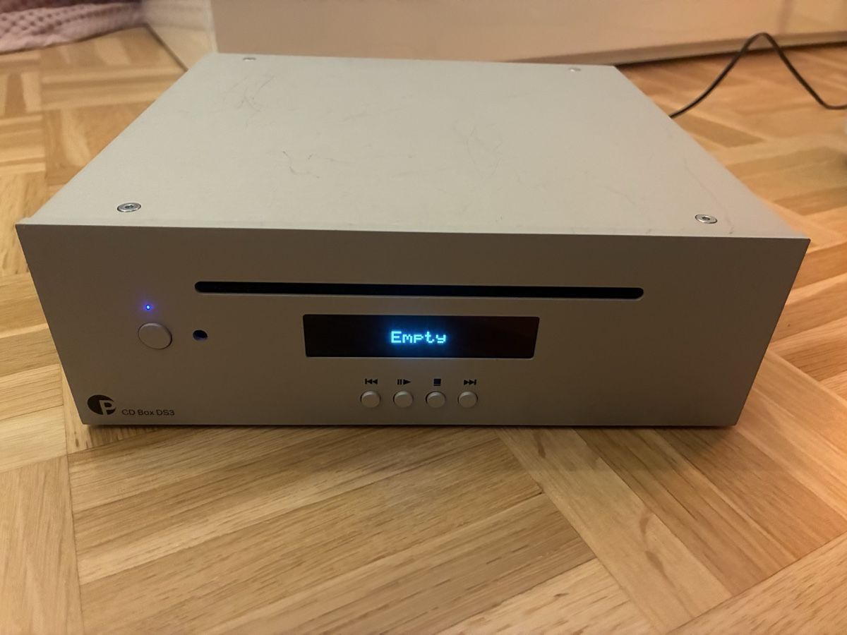 Pro-ject Sistemi audio & multimediali: Pro-Ject CD Box DS3 CD-Player silber gebrauchter Zustand – Nuovo (secondo la descrizione) da St. Gallen venduto da SirCaledor