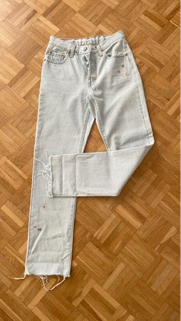 Levi’s 501 Jeans hellblau bestickt Grösse 25/30