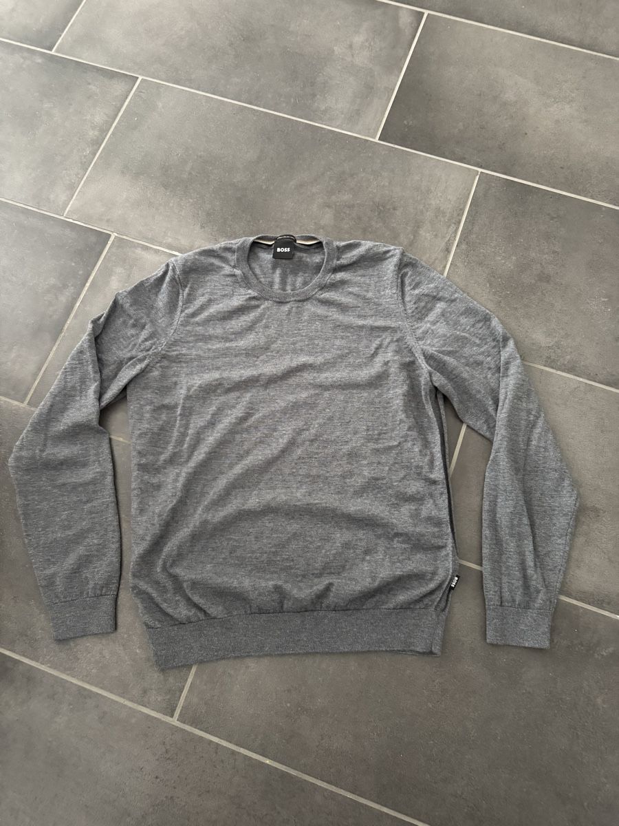 Hugo Boss Maglioni & Felpe: Hugo Boss Pullover Gr. S/M – Usato da Frauenfeld venduto da Reto89