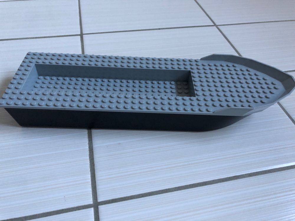 Lego Schiff Rumpf, Boot Basis, ca. 30cm (Gebraucht) in Arth für CHF 10 ...
