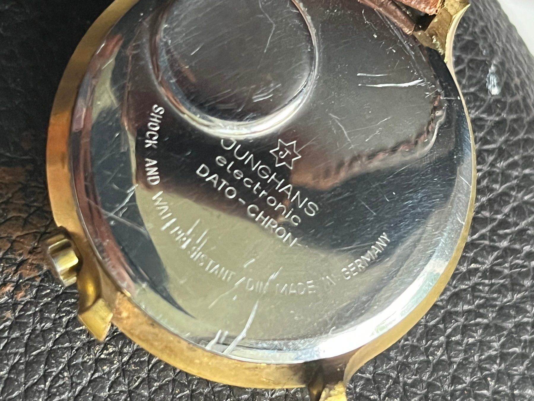 Junghans Orologi: Junghans Electronic Dato-Chron mit Box, Ø38mm – Usato da Zürich venduto da GentsStuff 8