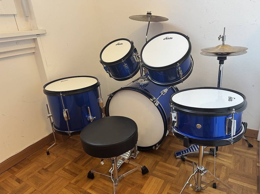 Strumenti musicali: Batterie acoustique pour enfant – Usato da Genève venduto da mar_t6gz 1