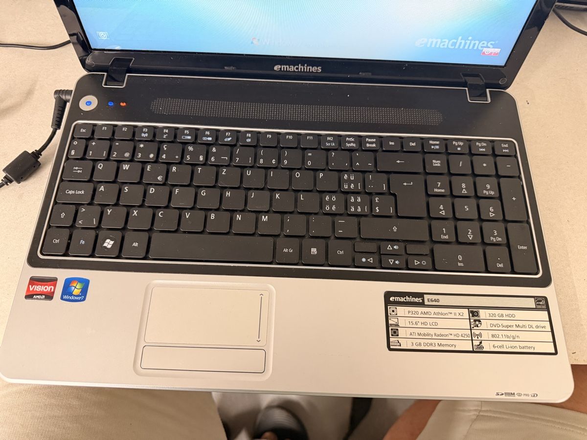 Dell Portables: Laptops 7  – D'occasion à Seewen SZ par nik_89bh 8