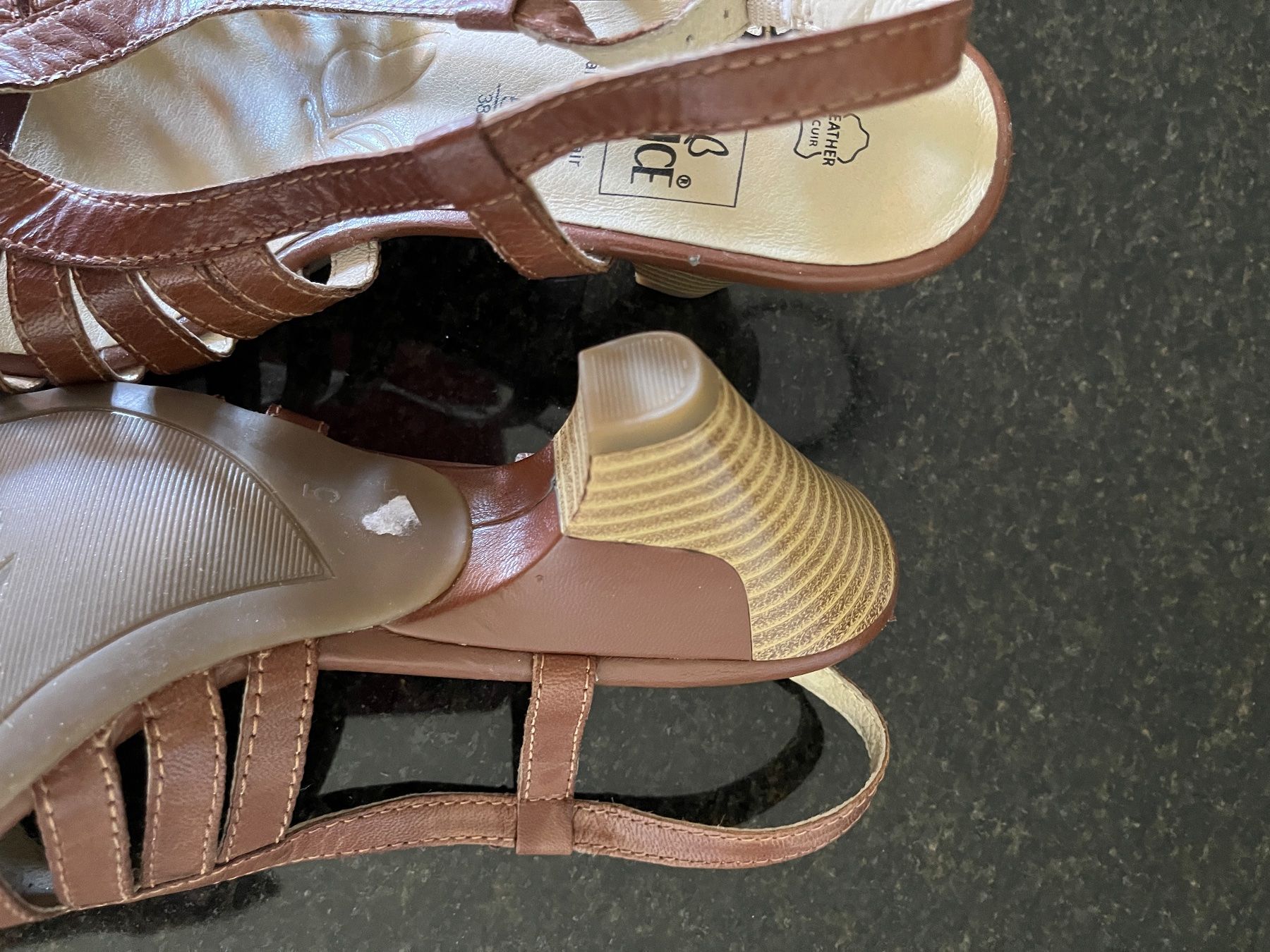 Scarpe da donna: Sandalette /// 38 /// Caprice – Nuovo (secondo la descrizione) da Brittnau venduto da Zofigerin 2