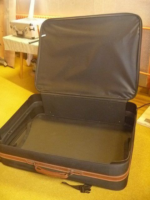 Valigie: Rollkoffer mit Rädern Koffer – Usato da Rüti ZH venduto da baumchen 1