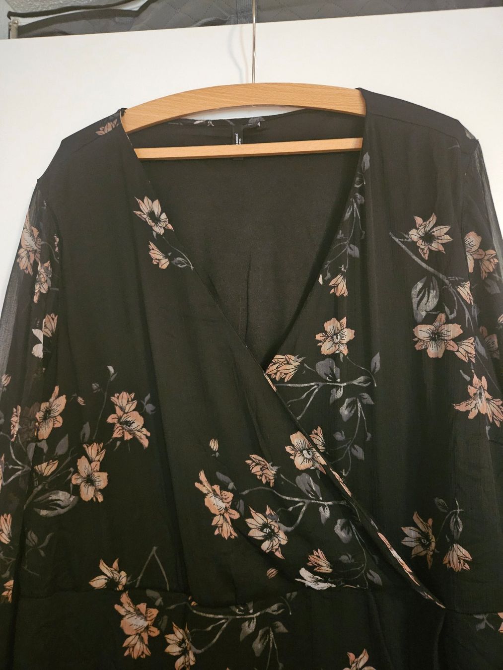 Vero Moda Vestiti: Leichtes Kleid mit Blumenmuster, Vero Moda Curve, Gr 50 – Usato da Kreuzlingen venduto da Abble 4
