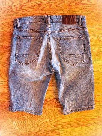 Sommer Jeans Shorts /Hose Grösse 32, Top Zustand!