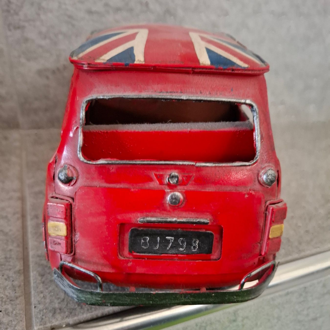 Statuette: Mini Cooper Oldtimer, Deko, Metall, Rot, Sammlerstück! – Usato da Solothurn venduto da sweyla21 2